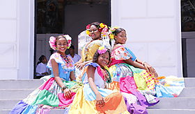 Raíces en Imágenes un homenaje a la Etnia Negra Raíces en Imágenes un homenaje a la Etnia Negra