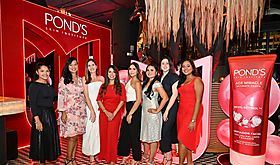 Ponds presenta en Panam su nueva lnea Age Miracle una solucin dermatolgica avanzada contra los signos de la edad