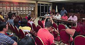 Buscan respuestas para buhoneros en la provincia de Coln