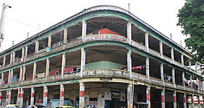 Colapso de parte de las estructuras de la emblemtica Casa Wilcox en Coln