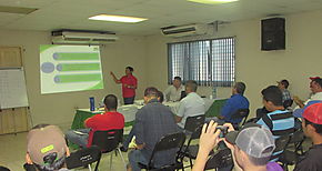 Seminario sobre aplicaciones terrestres en Los Santos