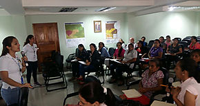 Padres de familia de Azuero se capacitan con mtodo Caspan