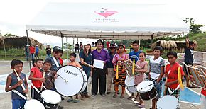 Despacho Primera Dama dona instrumentos musicales a escuelas en la Comarca Guna de Madungand
