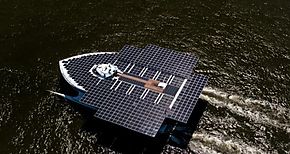 El catamarn ecolgico Race for Water visitarra Panam 