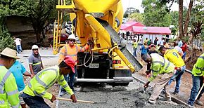 Alcalda construye 16 kilmetros de veredas calles nuevas para Alcalde Daz y Chilibre