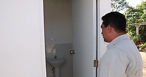 Comunidades de ChitrCabecera y Llano Bonito reciben sus nuevas unidades sanitarias