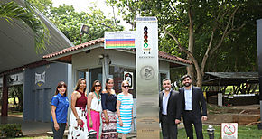 Colocan solmaforo en el Parque Omar