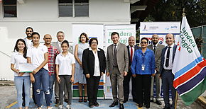 Liceo Francs Internacional de Panam recibe Bandera Ecolgica 