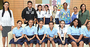 Ganadores de Concurso de Dibujo visitarn oficinas de Morgan  Morgan