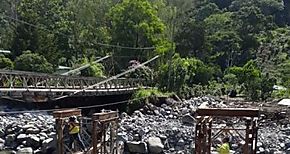Continan instalacin de puente modular en Los naranjos de Boquete