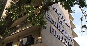 INAMU y PNUD entregan reconocimiento al MEF