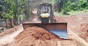 Entregan orden de proceder para la rehabilitacin de caminos de produccin en Veraguas