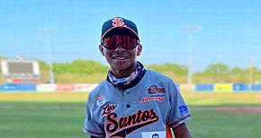 Santeo Cedeo es lder de bateo en la juvenil