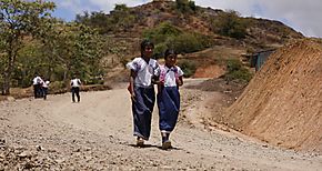 12 millones de dlares en FECE para 376 escuelas de la comarca Ngbe Bugl 