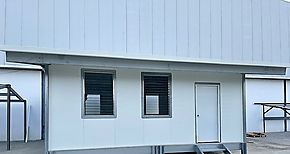 En cuatro escuelas de Panam Este instalan aulas modulares 