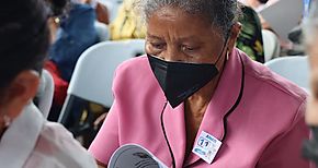 Cortizo beneficia a 50 familias santeas con soluciones habitacionales