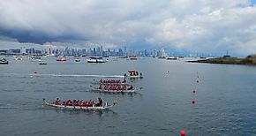 Exitosas competencias se desarrollaron durante la sptima Carrera de Botes de Dragn en Amador