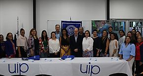 JUNTOS HACIENDO UNIVERSIDADUniversidad Interamericana en proceso de Reacreditacin para la carrera Dr Ciruga Dental