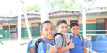 Cmo influye el peso de la mochila de un nio en su forma de caminar