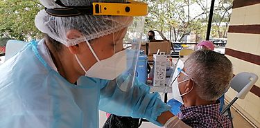 Vacunacin previene muertes por influenza y por Covid19