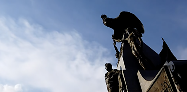Primera estatua parlante de Panam