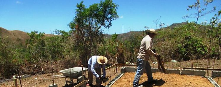 Diez empresas muestran inters en la construccin de 500 casas para la provincia de Los Santos