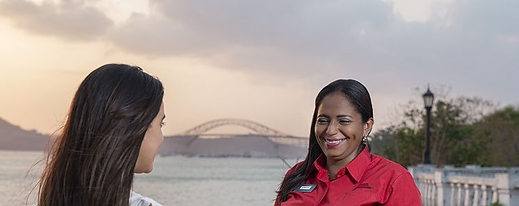 Pizza Hut hace donacin de productos a Operation Walk