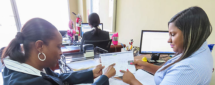 Las largas jornadas laborales aumentan el riesgo de depresin en mujeres