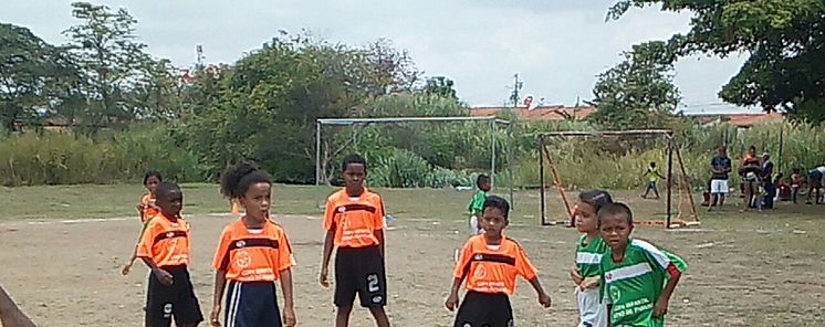 Inauguran proyecto mundialito escolar Champion Five en Coln