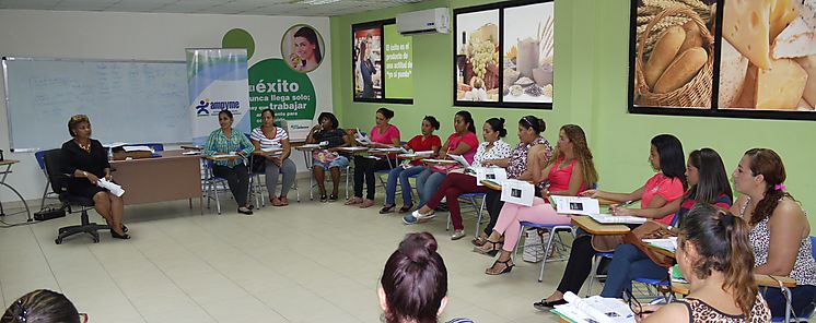 Programa de capacitacin dirigido a mujeres emprendedoras