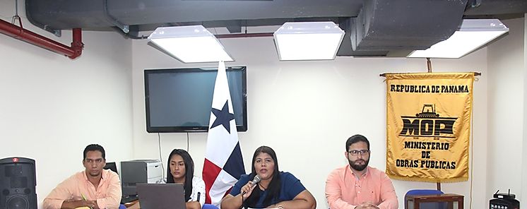 Reunin para homologar proyecto de construccin de 57 calles en Coln