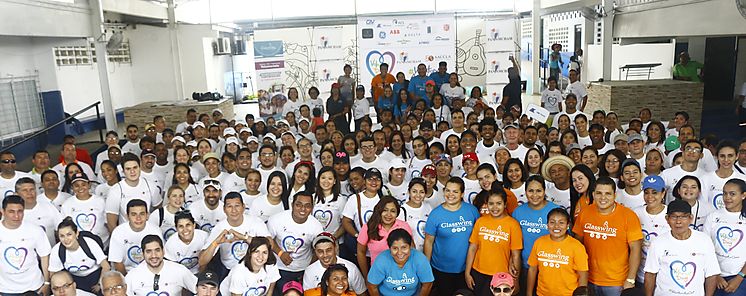 Ms de 200 voluntarios participaron del primer AmCham  AACCLA Volunteer Day