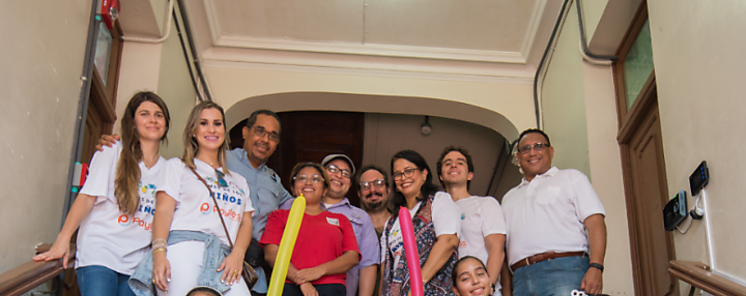 Payless contribuye a cumplir sueos 