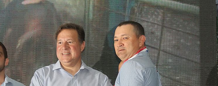 Franklin Bustamante gana premio Productor del Ao