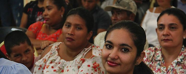 Emprender por necesidad la realidad de las jvenes latinoamericanas