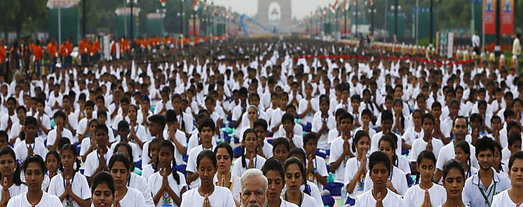 Da Internacional del Yoga