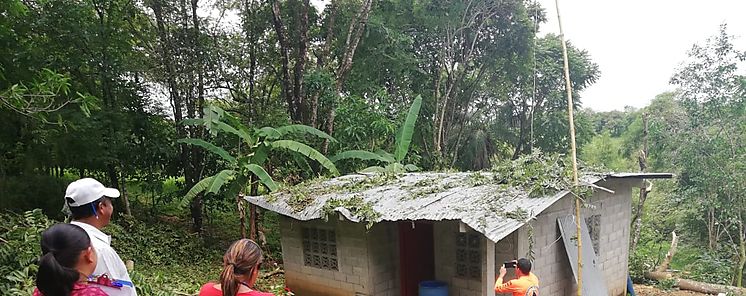 Brindarn ayuda a familias afectadas por fuertes lluvias y vientos en Veraguas