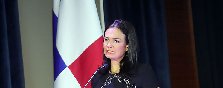 Isabel de Saint habla en favor de la equidad de gnero