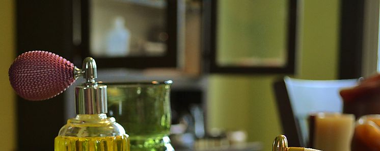 Qumicos en productos higinicos adelantan la pubertad femenina