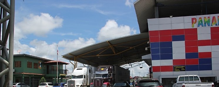 Aduanas se rene con las empresas interesadas en el proyecto de frontera