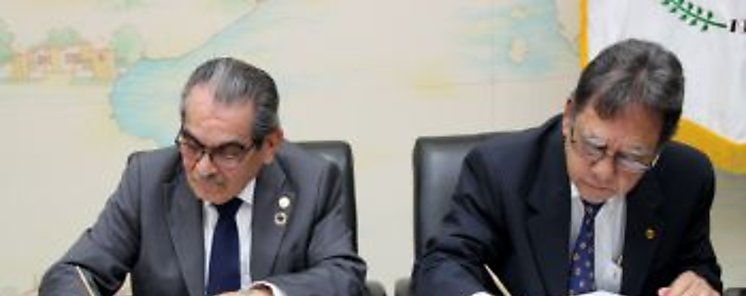 UTP y APACRETO firman convenio 