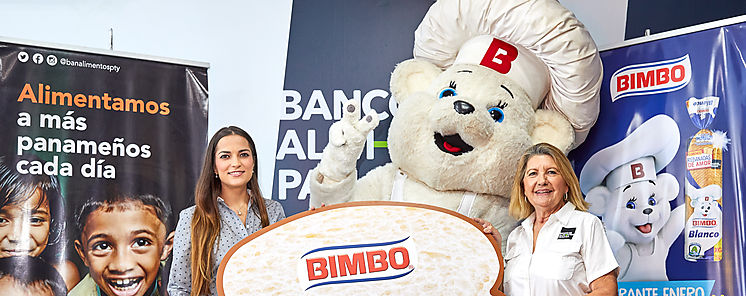 Bimbo de Panam entrega Rebanadas de Amor al Banco de Alimentos
