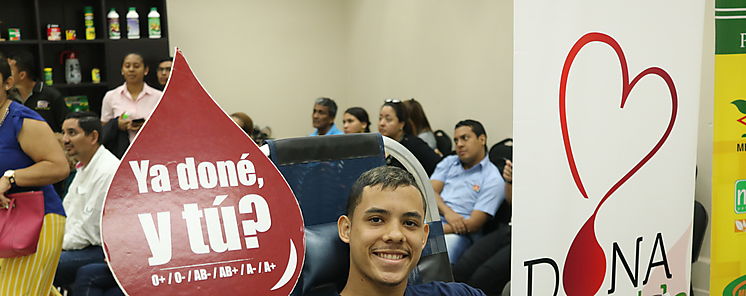 Grupo Melo dona 109 pintas de sangre para pacientes del Instituto Oncolgico Nacional
