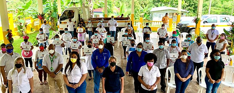 Mujeres artesanas de Capira avanzan en emprendimiento con el Eje Cambiando Vidas