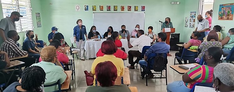 Atienden a comunidad educativa de escuelas de Coln
