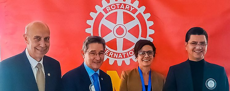 La Dra Gabrielle Britton recibe reconocimiento por su trayectoria cientfica y grandes aportes a la salud