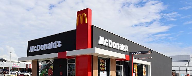 McDonalds celebra la apertura de su restaurante nmero 80 en Panam