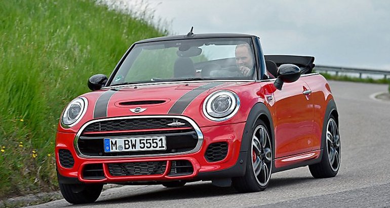 MINI John Cooper Works Cabrio 