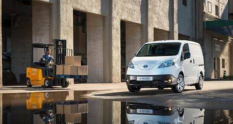 Nissan ENV200 