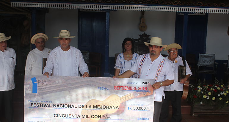 Premio Dora Prez de Zrate